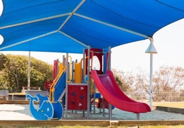 shady gold coast playground.