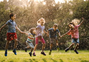 kids enjoying a rainy day in south brisbane